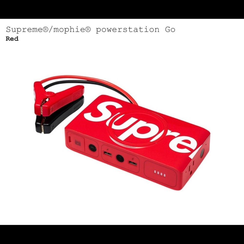 Supreme x Mophie powerstation go